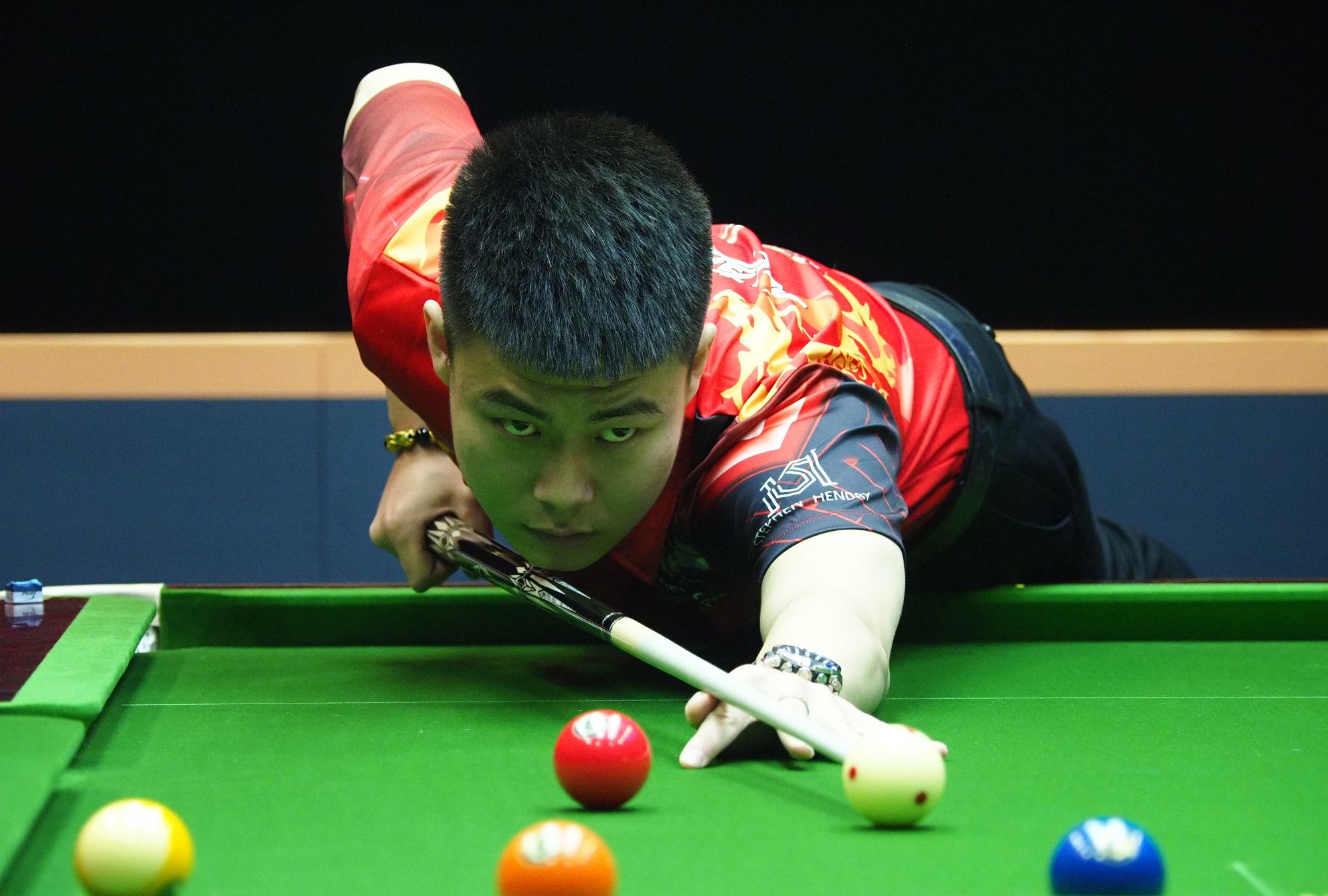 对阵辽宁，上海派出替补阵容！王之腾需要提高，张钰倩难堪大用.