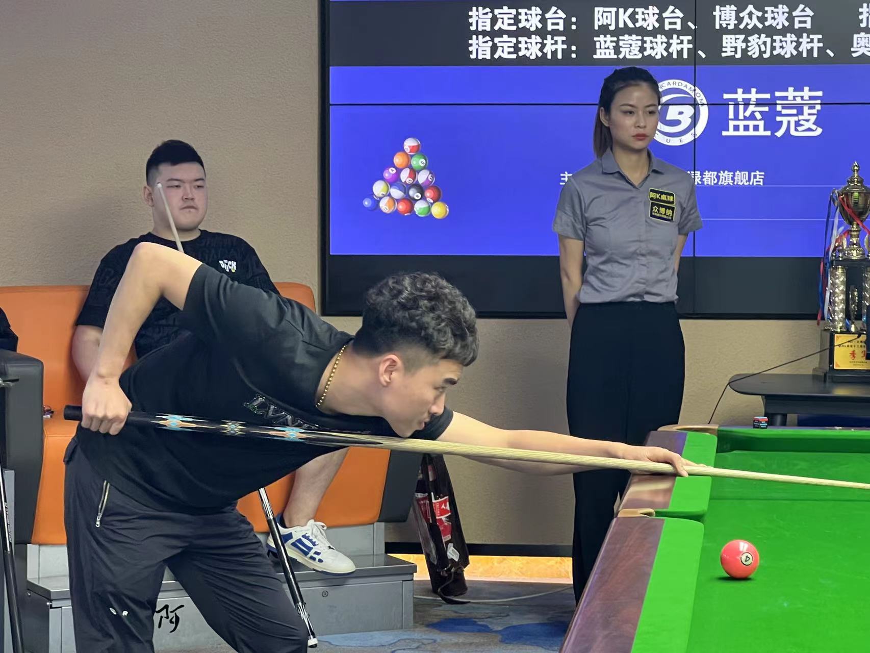 吉格斯长驱